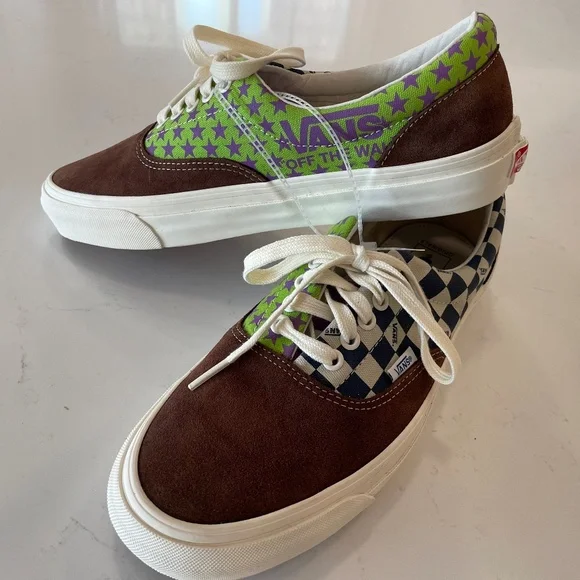 Old Skool Van's multicolor/design Size Men's 10.5 / Women's 12 - Picture 1 of 9